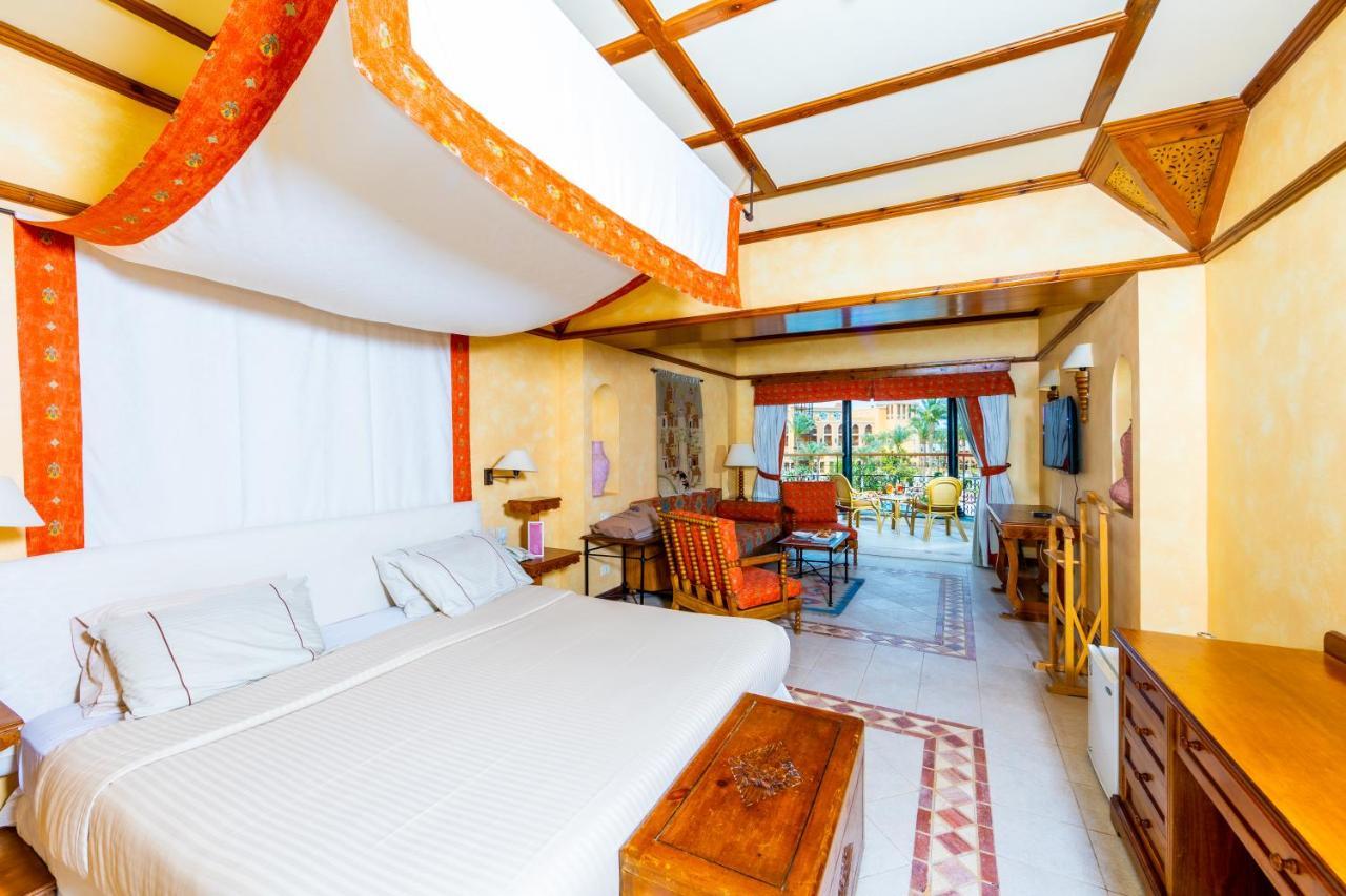 The Grand Resort Hurghada Exterior photo A room at the hotel