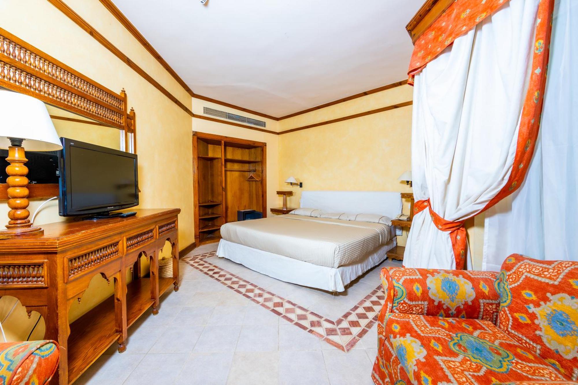 The Grand Resort Hurghada Exterior photo A room at the hotel